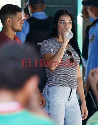 Las bellezas que asistieron al Yankel para ver el partido Marathón vs Olimpia