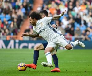 El brasileño Marcelo salió lesionado en el juego del Real Madrid ante el Málaga (Foto: Agencia AFP)