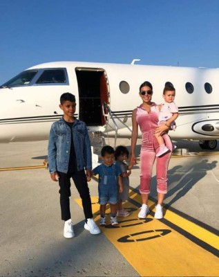 FOTOS: Las espectaculares vacaciones de Cristiano Ronaldo y su familia en Francia