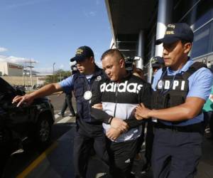 Óscar Velásquez fue capturado en La Ceiba y se le supone responsable de haber participado en el crimen contra Cáceres. Foto EL HERALDO.