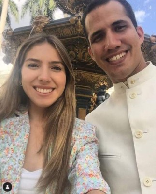 FOTOS: Así es Fabiana Rosales, la esposa de Juan Guaidó   