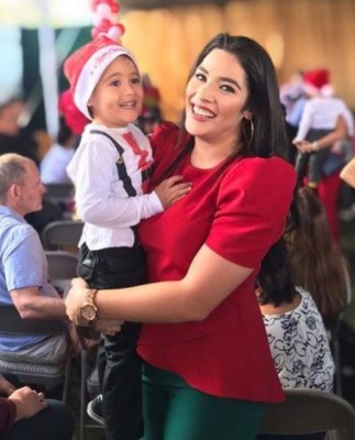 Presentadoras hondureñas comparten sus mejores fotos navideñas de 2019