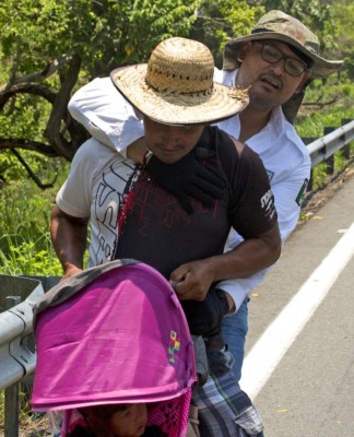 Niños llorando, padres desesperados y ancianos arrestados: Las imágenes de la redada contra los migrantes en México