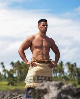 Pita Taufatofua, atleta con el torso más famoso de los Juegos Olímpicos (FOTOS)