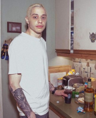 ¿Por qué las fanáticas aman a Pete Davidson y qué lo hace popular?