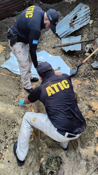 Hallan dos osamentas más en cementerio clandestino en Lomas del Carmen