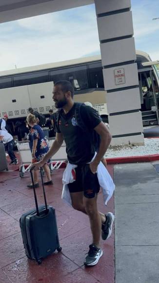 Olimpia llega a New Orleans: Así fue el recibimiento de los aficionados; sorpresa para Troglio