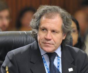 Almagro pidió una sesión entre el 10 y el 20 de junio dedicada a la 'alteración del orden constitucional' en Venezuela y cómo se afecta gravemente 'el orden democrático' en ese país.