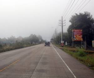 En los 18 kilómetros desde el desvío de Ojojona hasta Tegucigalpa son constantes los accidentes por la falta de señalización y la oscuridad de la noche, según los conductores que usan esa carretera.