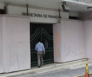 El atraso en el pago de salarios a docentes es debido a la Secretaría de Finanzas, según Marlon Escoto (Foto: El Heraldo Honduras / Noticias de Honduras )