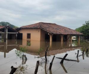 Una de las comunidades más afectadas por las inundaciones es El Cubulero, Alianza, en donde el río Goascorán causa daños.