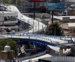 Las autoridades de Movilidad Urbana concluirán la señalización el martes por la tarde, por lo que se atrasó la habilitación.