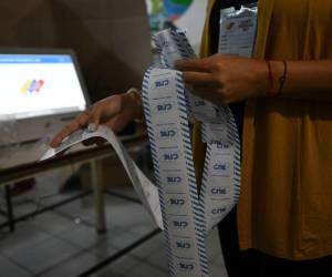 La oposición venezolana denuncia que el fraude ocurrió durante el conteo de votos y transmisión de resultados.