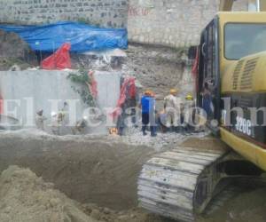 La supervisión de las obras de construcción es fundamental para prevenir más tragedias que enlutan a familias enteras de obreros que se dedican a este tipo de labores, foto: El Heraldo.