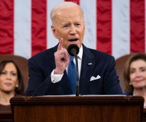 “Si queremos promover la libertad y la justicia, necesitamos asegurar la frontera y arreglar el sistema de inmigración”, afirmó Biden.