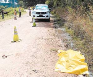 En la orilla de la carretera de El Empedrado fue encontrado el cadáver.