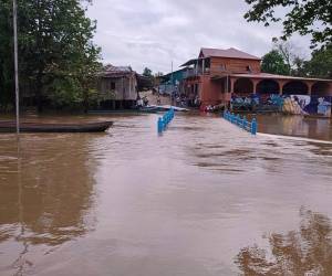 Gracias a Dios es uno de los departamentos más afectados por la tormenta tropical. Por allí ingresó el centro de Sara el jueves pasado, desde entonces registran lluvias.