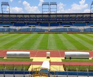 En el Estadio Olímpico no hay planes para poder mejorar su gramilla.