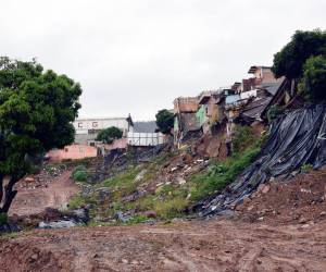 Fotografía del 17 de noviembre de 2024 que muestra una zona de derrumbes en Tegucigalpa (Honduras).