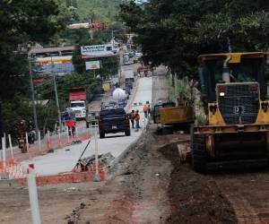 (1) Los trabajos que se realizan en la carretera de salida a Danlí se ejecutan en las cercanías de la posta policial de Villa Vieja.