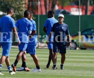 Jorge Luis Pinto no descartó que haga variantes en el once titular que enfrentará el domingo a la selección de Portugal, foto: Juan Salgado/El Heraldo.