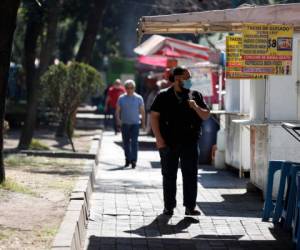 Estos datos establecidos el 3 de abril por el organismo independiente ICNARC sugiere que los enfermos con sobrepeso ponderal tienen menos posibilidades de sobrevivir.