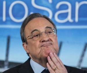 Florentino Peréz no podrá fichar más jugadores por un buen tirmpo (Foto: Redes)