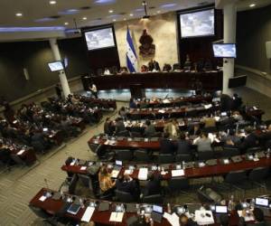 En tercer debate el Poder Legislativo aprobó la creación de la Dirección de Asuntos Disciplinarios Policiales (DIDADPOL). Foto: Archivo/ EL HERALDO