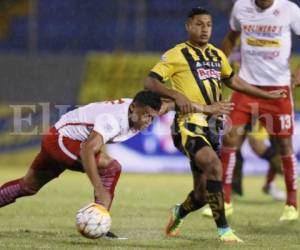 Real España consiguió finalmente los tres puntos en un partido que ganó en el último minuto. Foto: Neptaly Romero / Grupo OPSA.