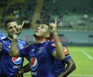 El número 8 del Motagua celebra la anotación que puso a ganar a su equipo. Foto Ronal Aceituno/EL HERALDO