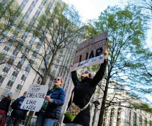 Aunque los expertos esperan una derrota judicial para Trump, el caso podría afectar el calendario electoral. Además, Trump enfrenta cargos adicionales relacionados con las elecciones de 2020 y acusaciones en Nueva York.