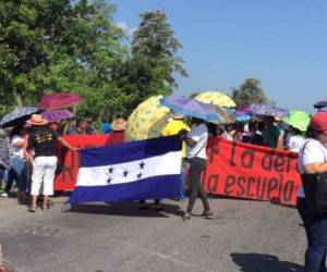 De no eliminarse los decretos de salud y educación, seguirán las protestas, advirtieron ayer.