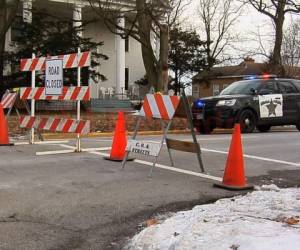 La responsable de la policía de esa ciudad de 200,000 habitantes del norte de Estados Unidos no precisó si los agentes alcanzados por los tiros estaban o no entre los fallecidos. Foto AFP