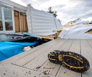 El fuerte huracán ya salió de Florida, pero sigue dejando lluvias en algunas zonas.