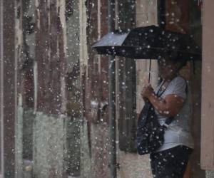 Según Cenaos, las precipitaciones continuarán en las próximas horas.