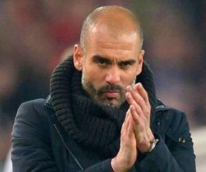 Pep Guardiola declaró en conferencia de prensa que pelean por el título de lejos más importante de la temporada, la Premier League. Foto: Agencia AFP