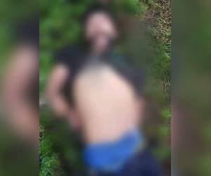 El hombre, cuya identidad aún no ha sido revelada, fue encontrado en una zona apartada .