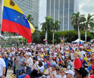 La OEA y la Unión Europea, entre otros, han exigido la publicación transparente de los resultados electorales.