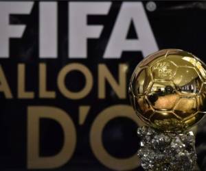 El Balón de Oro de la FIFA; ahora solo será concedido por periodistas.