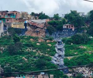 La colonia Guillén presentó más movimientos de tierra con las primeras lluvias que cayeron sobre el DC.