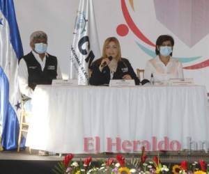 Los funcionarios y empleados que aparecen en las planillas fueron postulados por los partidos mayoritarios además de la DC, UD y el Pinu, algunos renunciaron, otros no. Foto: El Heraldo