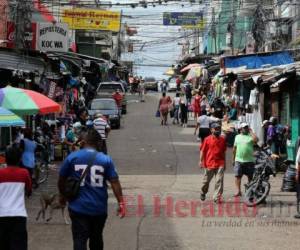 A un año de registrarse los primeros casos de coronavirus en el territorio nacional, varias actividades económicas continúan mostrando un comportamiento negativo. Foto: El Heraldo