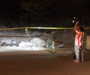 Los cuerpos de las víctimas fueron hallados por autoridades descubiertos en las cercanías del anillo periférico.