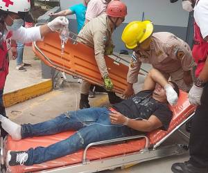 Hombre se salva tras recibir tras fuerte descarga eléctrica en la capital