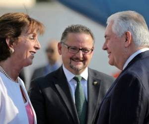 U.S. Secretary of State Rex Tillerson, center left, shakes hands with Mexico's Foreign Relations Secretary Luis Videgaray as U.S. Homeland Security Secretary John Kelly, left, and Mexico's Interior Secretary Miguel Angel Osorio Chong look on, at the Foreign Affairs Ministry in Mexico City, Thursday, Feb. 23, 2017. Mexico's mounting unease and resentment over President Donald Trump's immigration crackdown are looming over a Thursday meeting between Tillerson, Homeland Security Secretary John Kelly, and Mexican leaders that the U.S. had hoped would project a strong future for relations between neighbors. (AP Photo/Rebecca Blackwell)