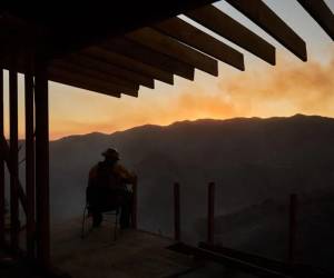 Una primera brigada de 72 bomberos mexicanos se incorporó este lunes a las tareas para combatir las llamas en el incendio de Palisades, sumándose a los más de 5.000 efectivos desplegados en la zona.