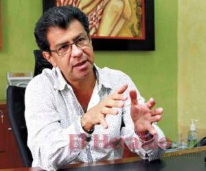 Salomón Ordóñez considera que las pérdidas de distribución ponen en riesgo la escisión de la ENEE, pues no habrá una empresa que se interese en manejar una empresa con pérdidas mayores a 30%. Foto: El Heraldo