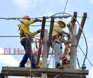 La inversión en la red de distribución y transmisión de la ENEE es clave para garantizar la continuidad del suministro eléctrico.