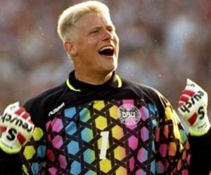 Peter Schmeichel, conocido como el Gran Danés, un grande del fútbol mundial.