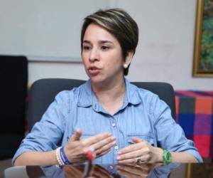 La ministra Karla Cueva sostuvo reuniones en Ginebra.